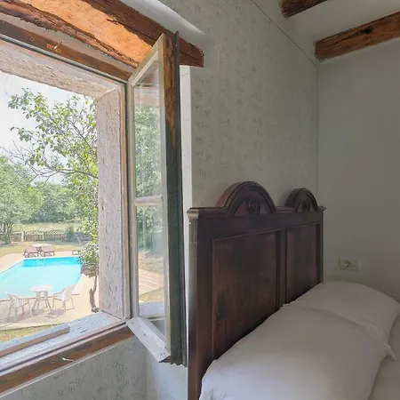 Postaja Villa *