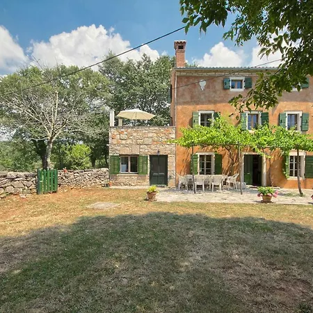 Villa Postaja *