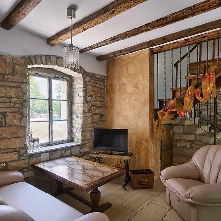 Vila Postaja Kanfanar