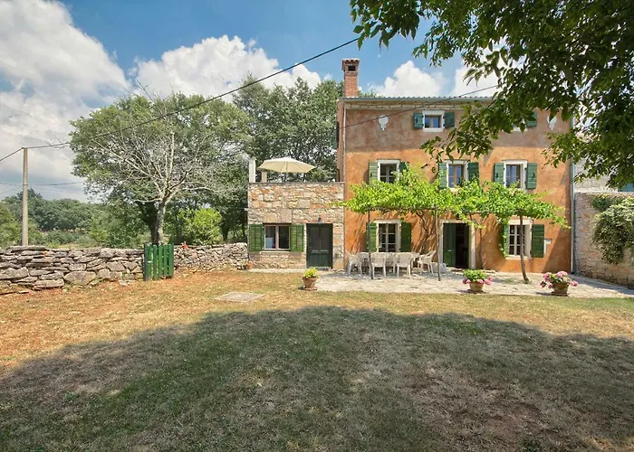 Villa Postaja *